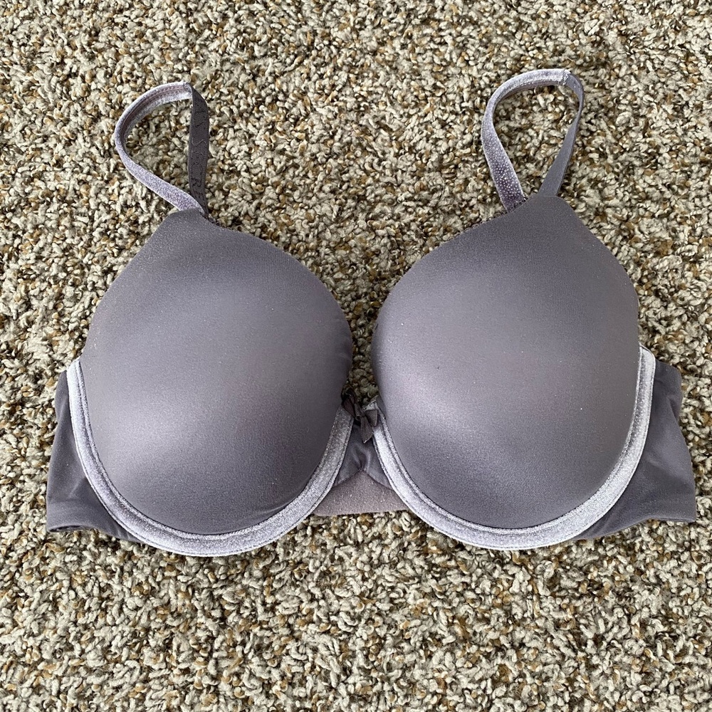 Victoria’s Secret 32DD